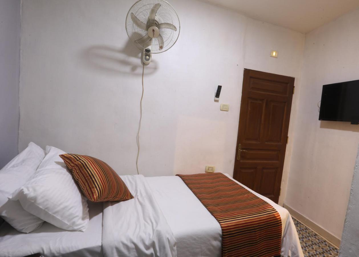 Riviera Hotel Amman Zewnętrze zdjęcie
