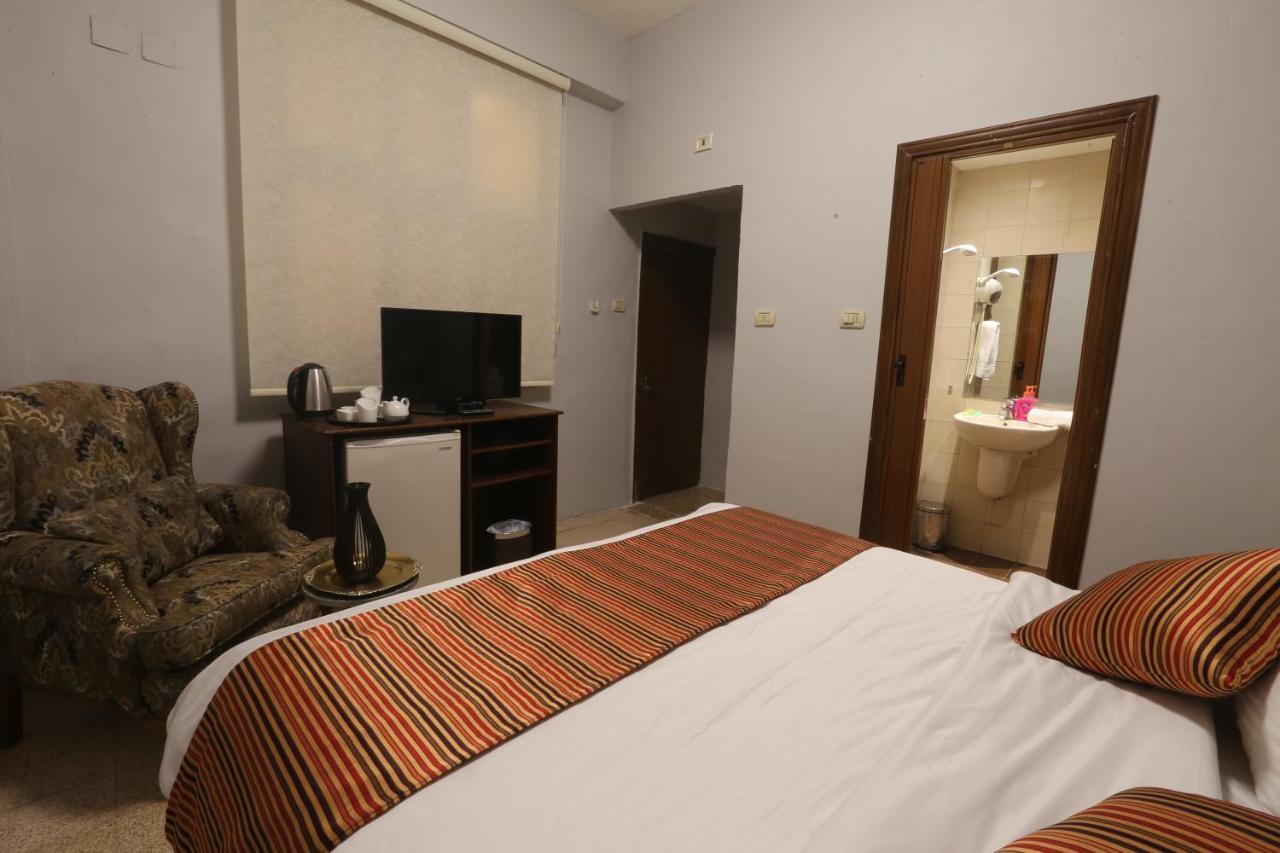 Riviera Hotel Amman Zewnętrze zdjęcie